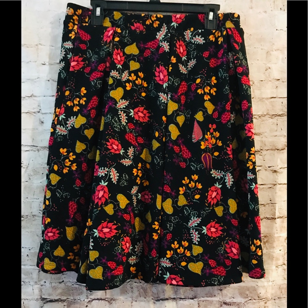 Lularoe skirt